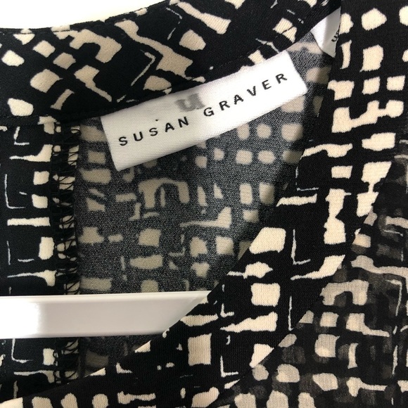 Susan Graver Liquid Knit Top with Chiffon New NWOT - Picture 9 of 11